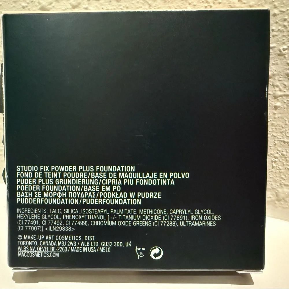MAC Cosmetics mac studio